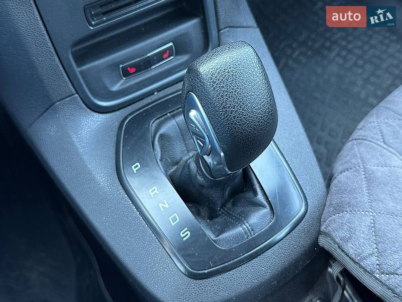 Хэтчбек Ford Fiesta 2017 в Киеве