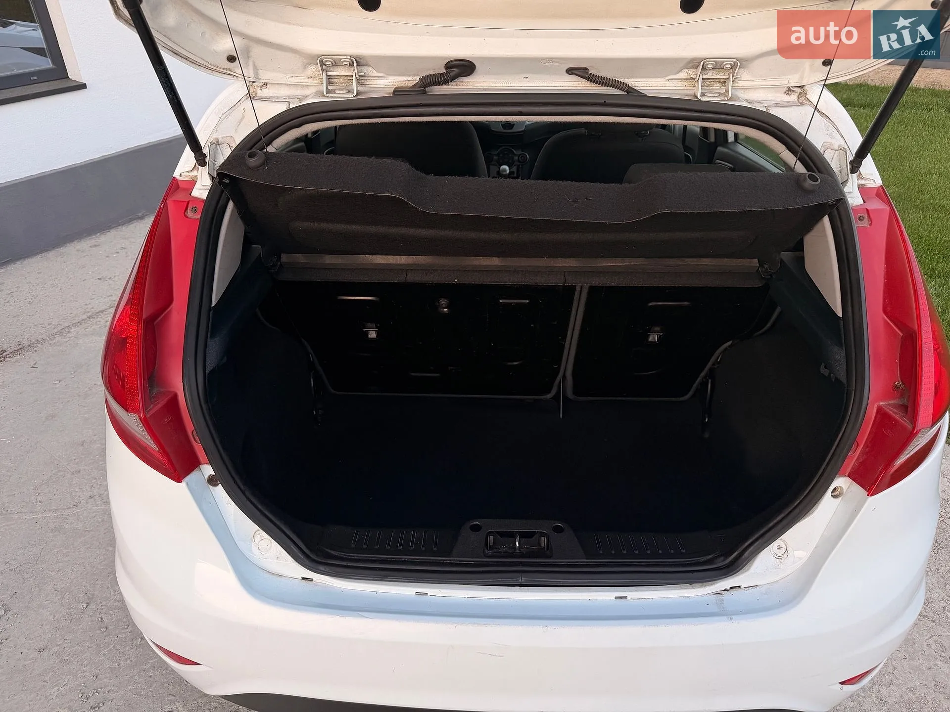 2011 Ford Fiesta - мініатюра 2