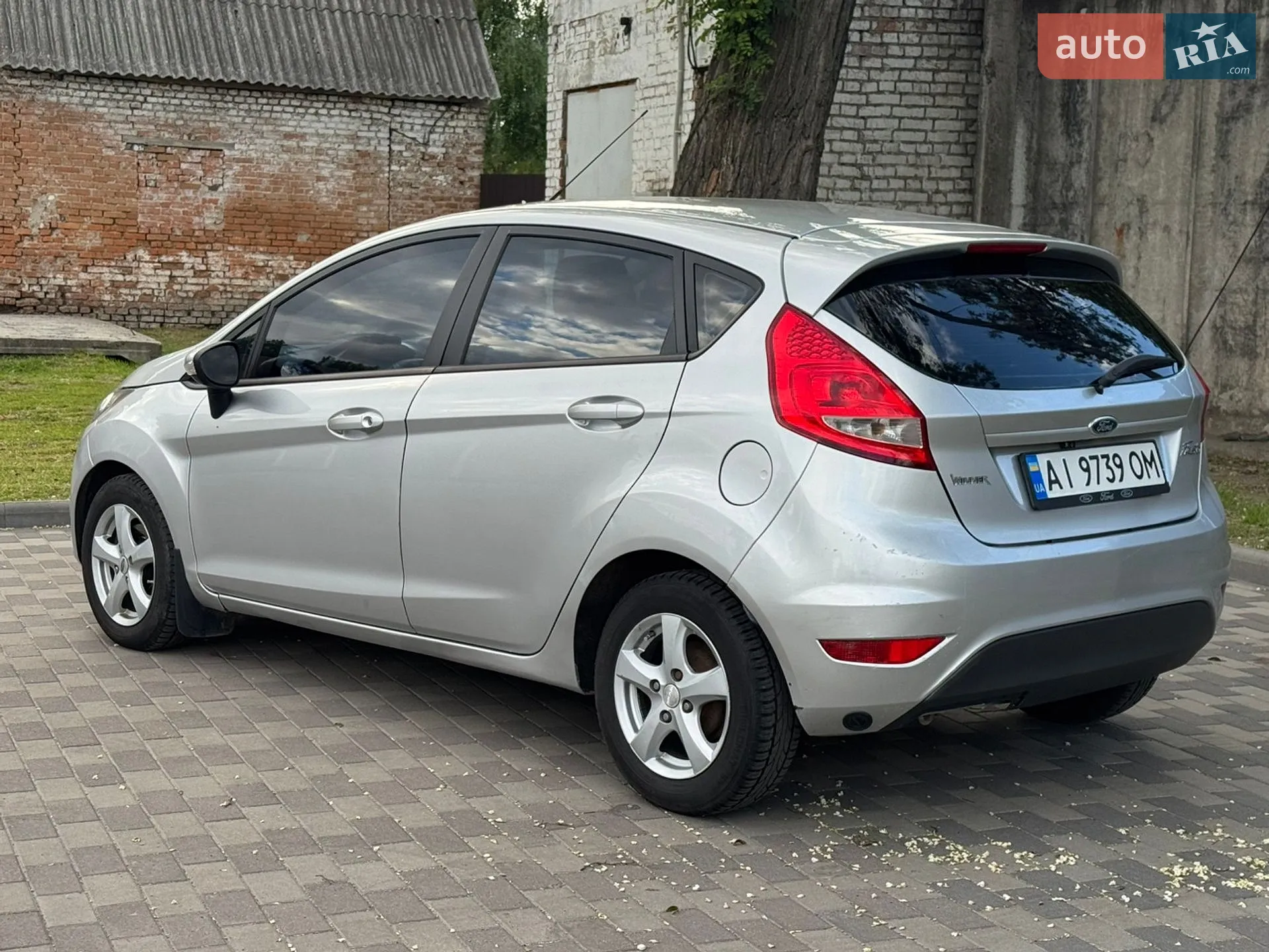 2011 Ford Fiesta - мініатюра 11