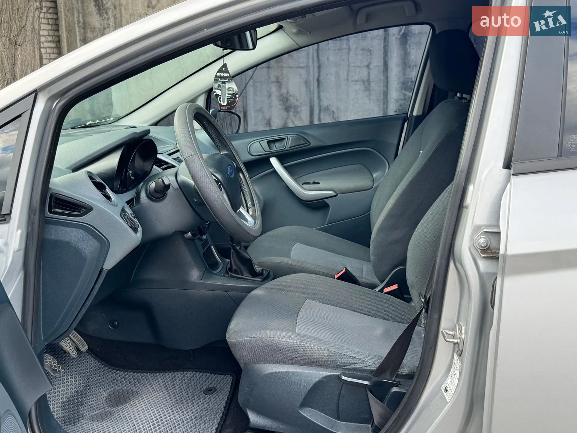 2011 Ford Fiesta - мініатюра 21