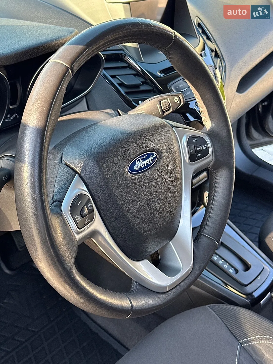 2015 Ford Fiesta - мініатюра 22
