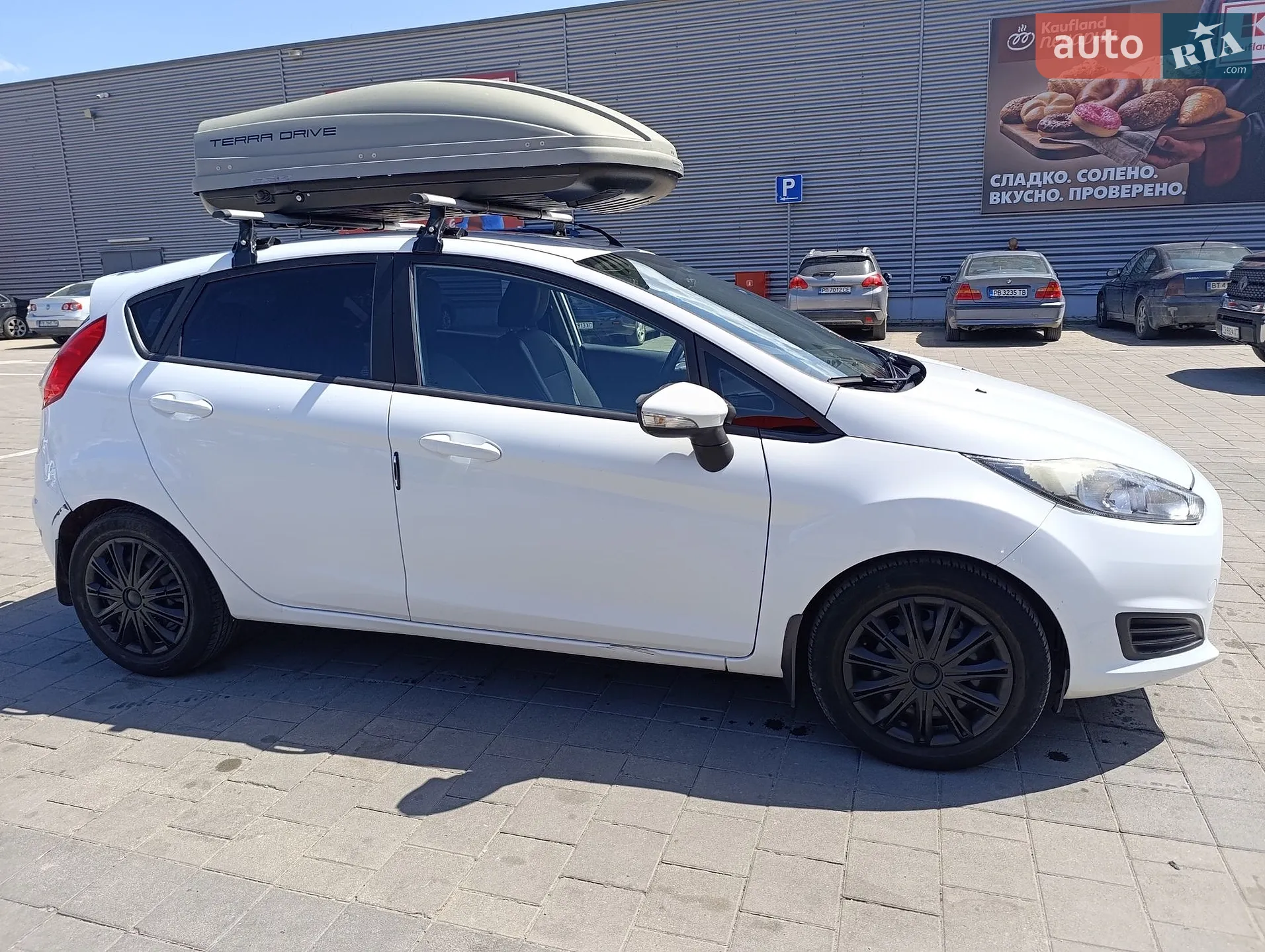 2013 Ford Fiesta - мініатюра 2