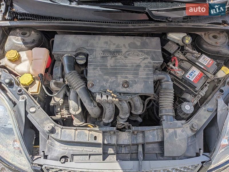 Хэтчбек Ford Fiesta 2008 в Ирпене