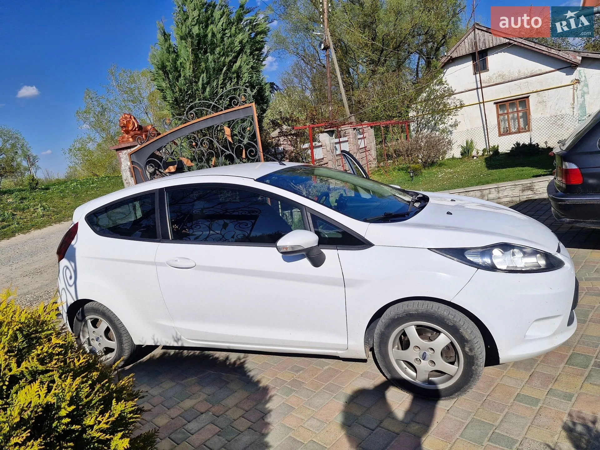2012 Ford Fiesta - мініатюра 2