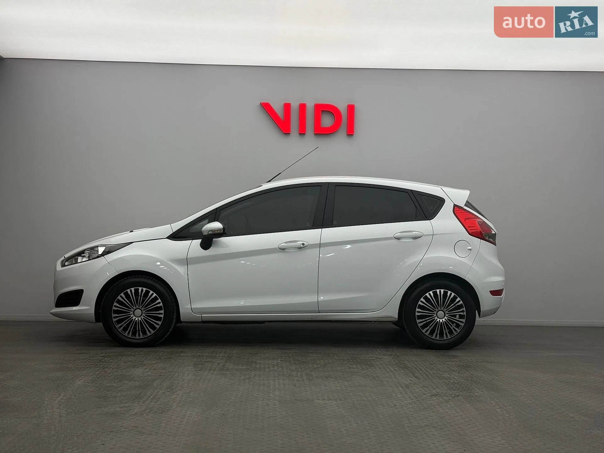 2015 Ford Fiesta - мініатюра 3