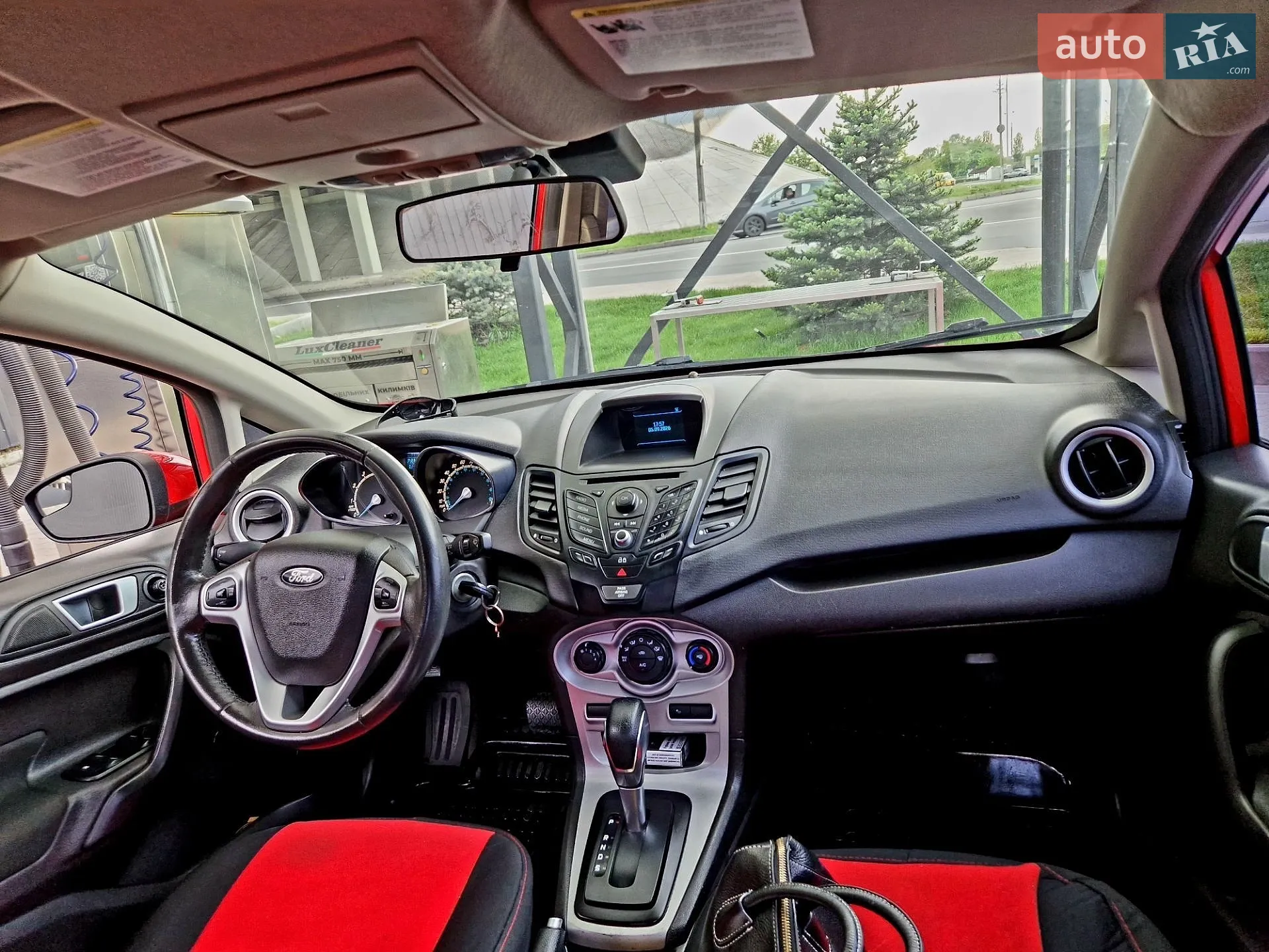 2014 Ford Fiesta - мініатюра 19