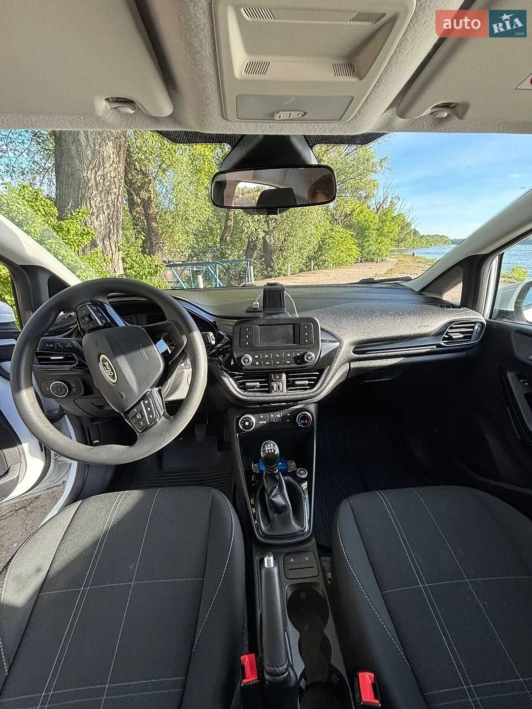 2017 Ford Fiesta - мініатюра 5