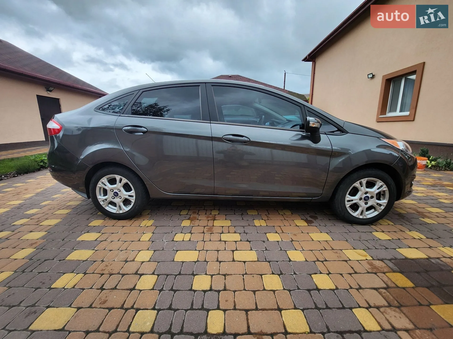 2015 Ford Fiesta - мініатюра 3