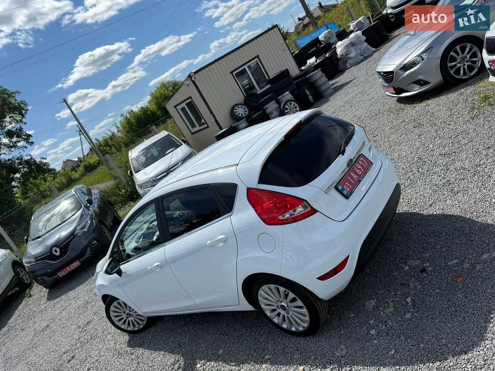 2011 Ford Fiesta - мініатюра 8