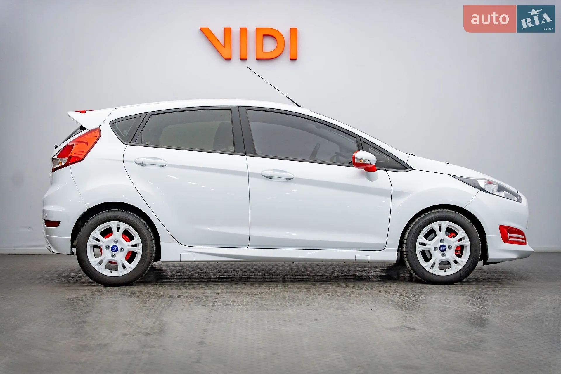 2013 Ford Fiesta - мініатюра 4