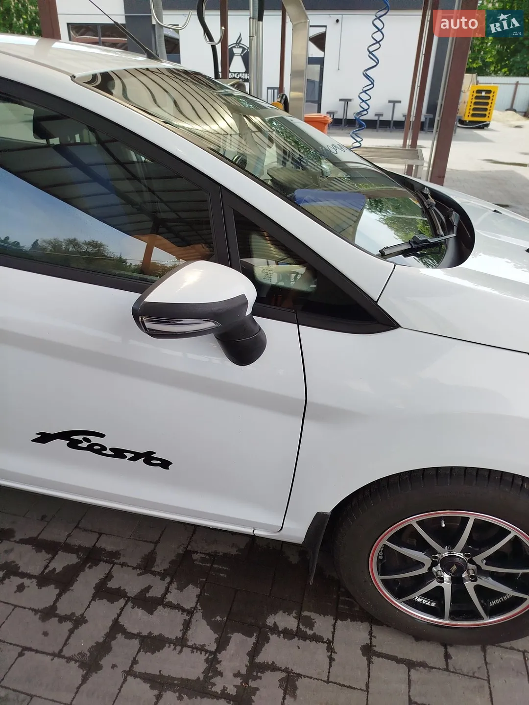 2013 Ford Fiesta - мініатюра 5