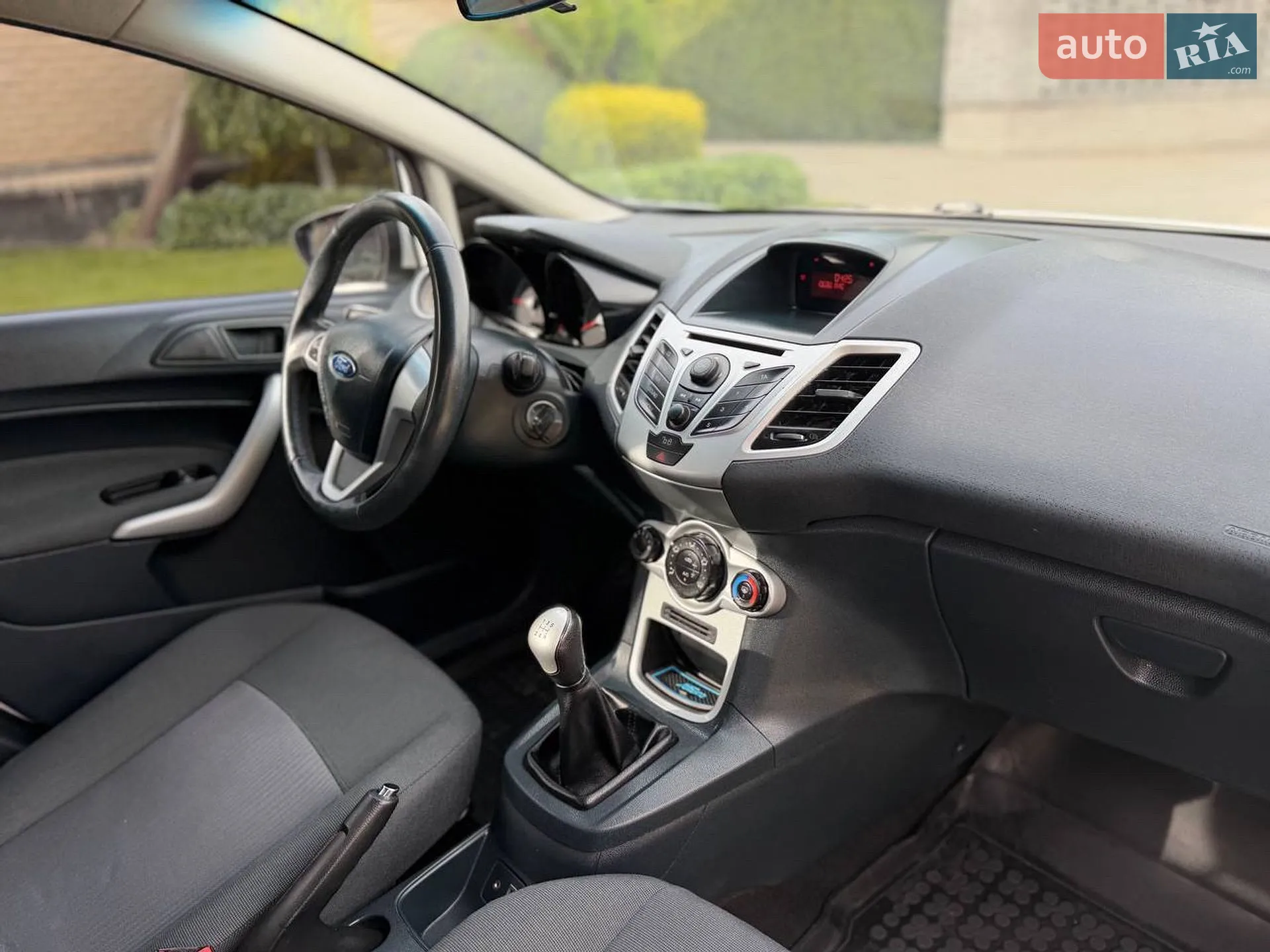 2012 Ford Fiesta - мініатюра 46