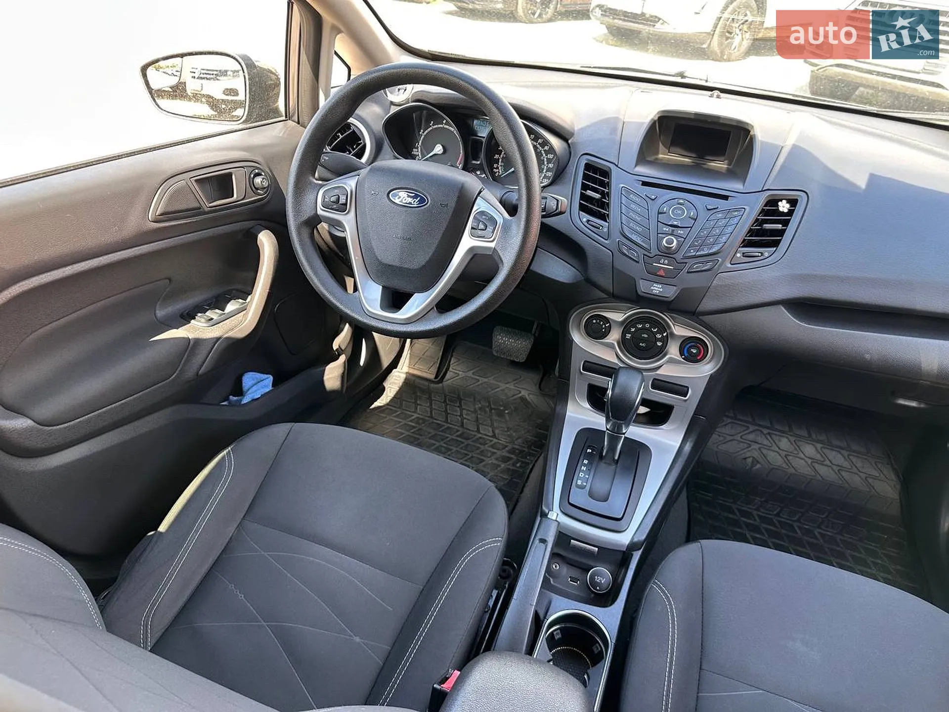 2019 Ford Fiesta - мініатюра 12