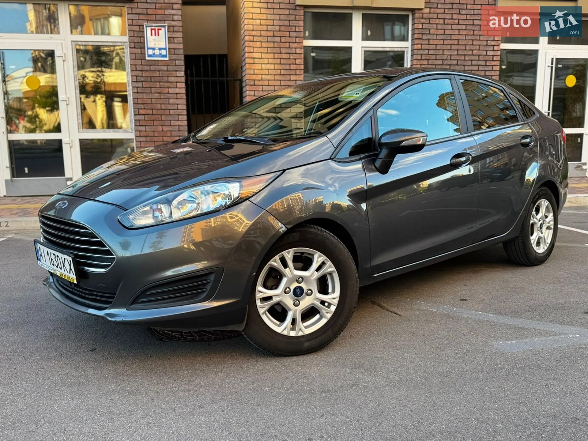 2015 Ford Fiesta - мініатюра 11