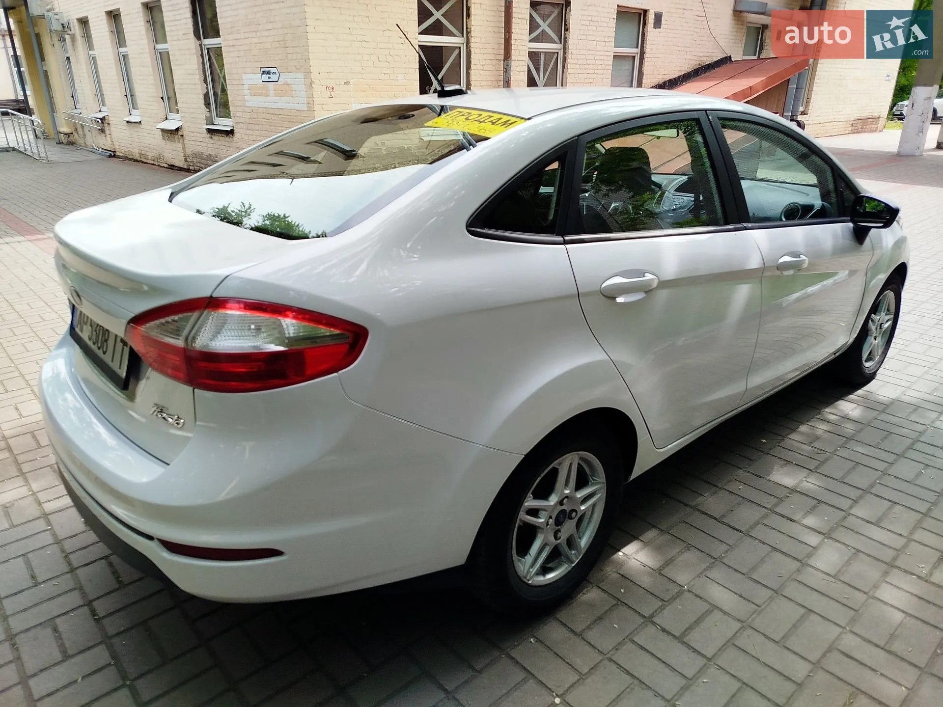 2017 Ford Fiesta - мініатюра 4