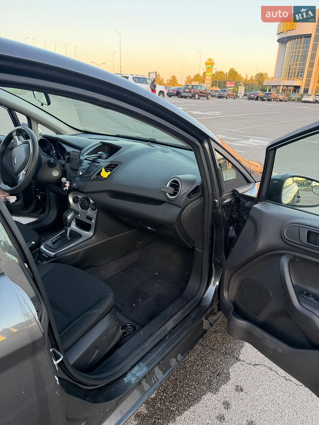 2019 Ford Fiesta - мініатюра 44
