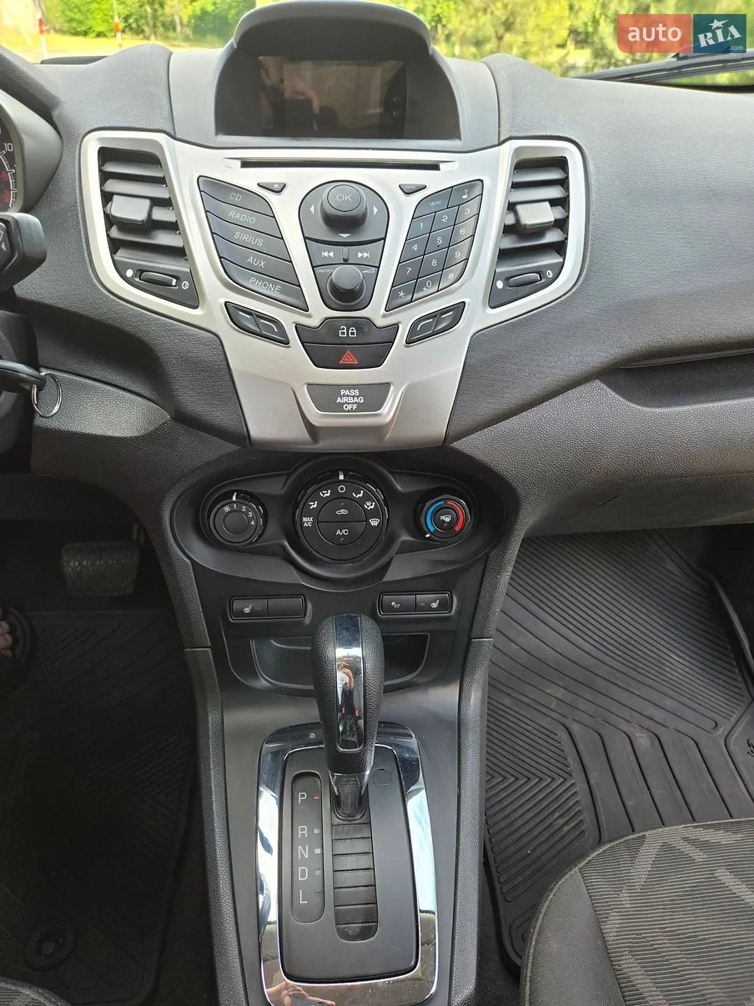 2012 Ford Fiesta - мініатюра 22