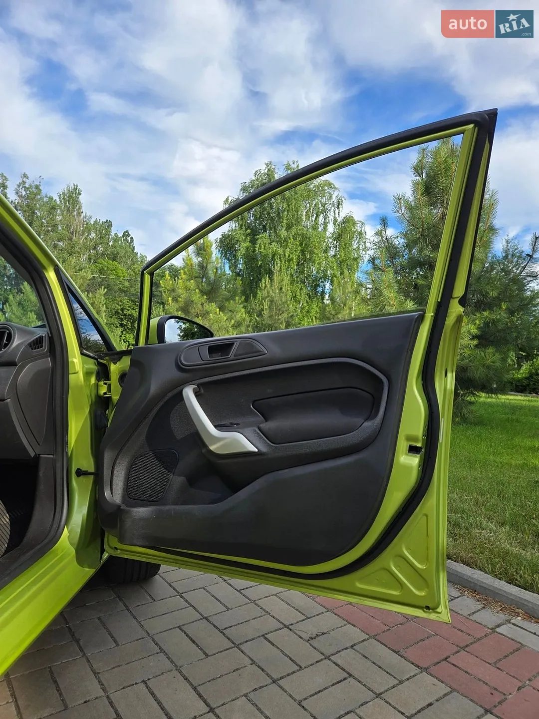 2012 Ford Fiesta - мініатюра 14