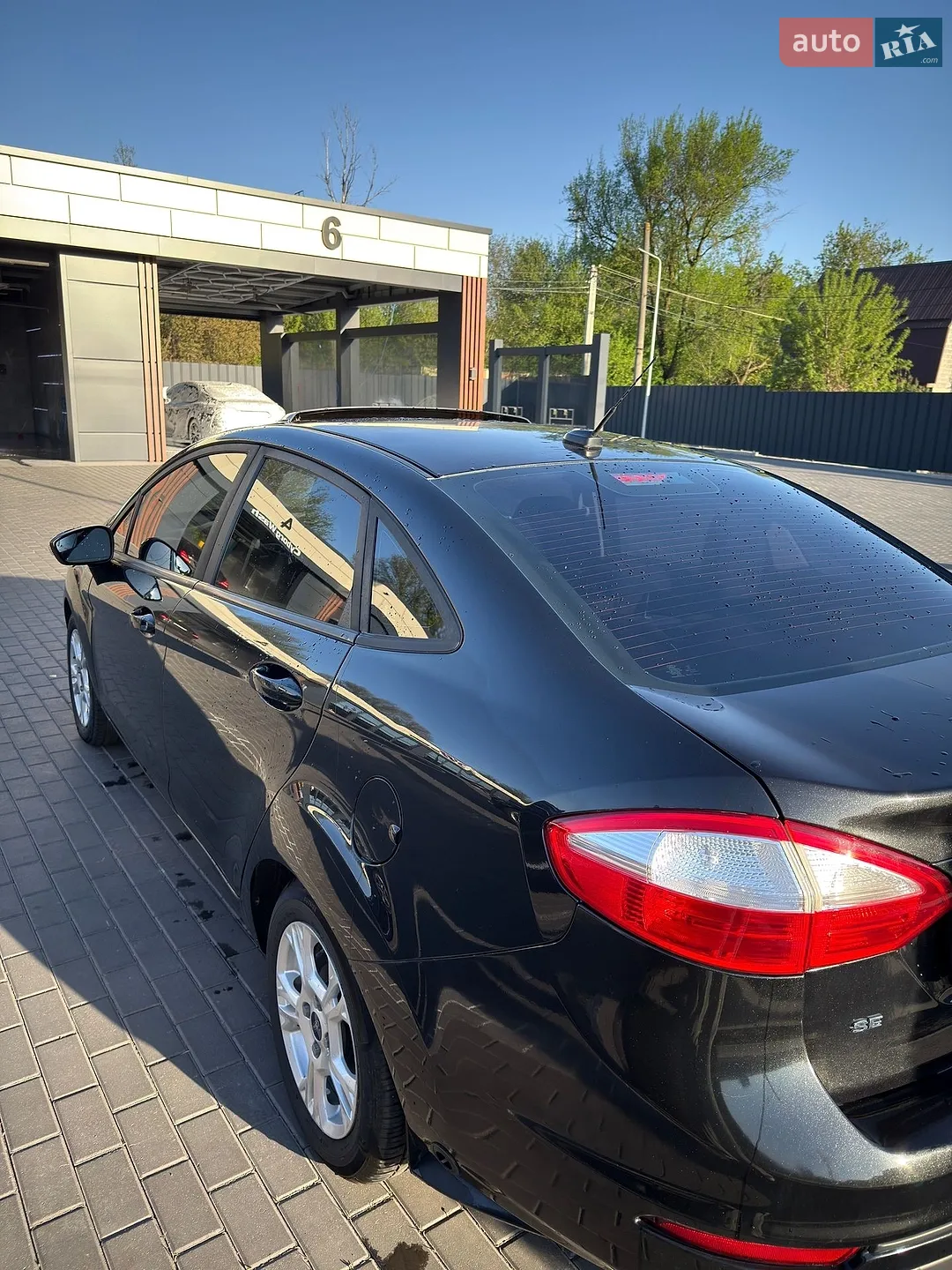 2014 Ford Fiesta - мініатюра 10