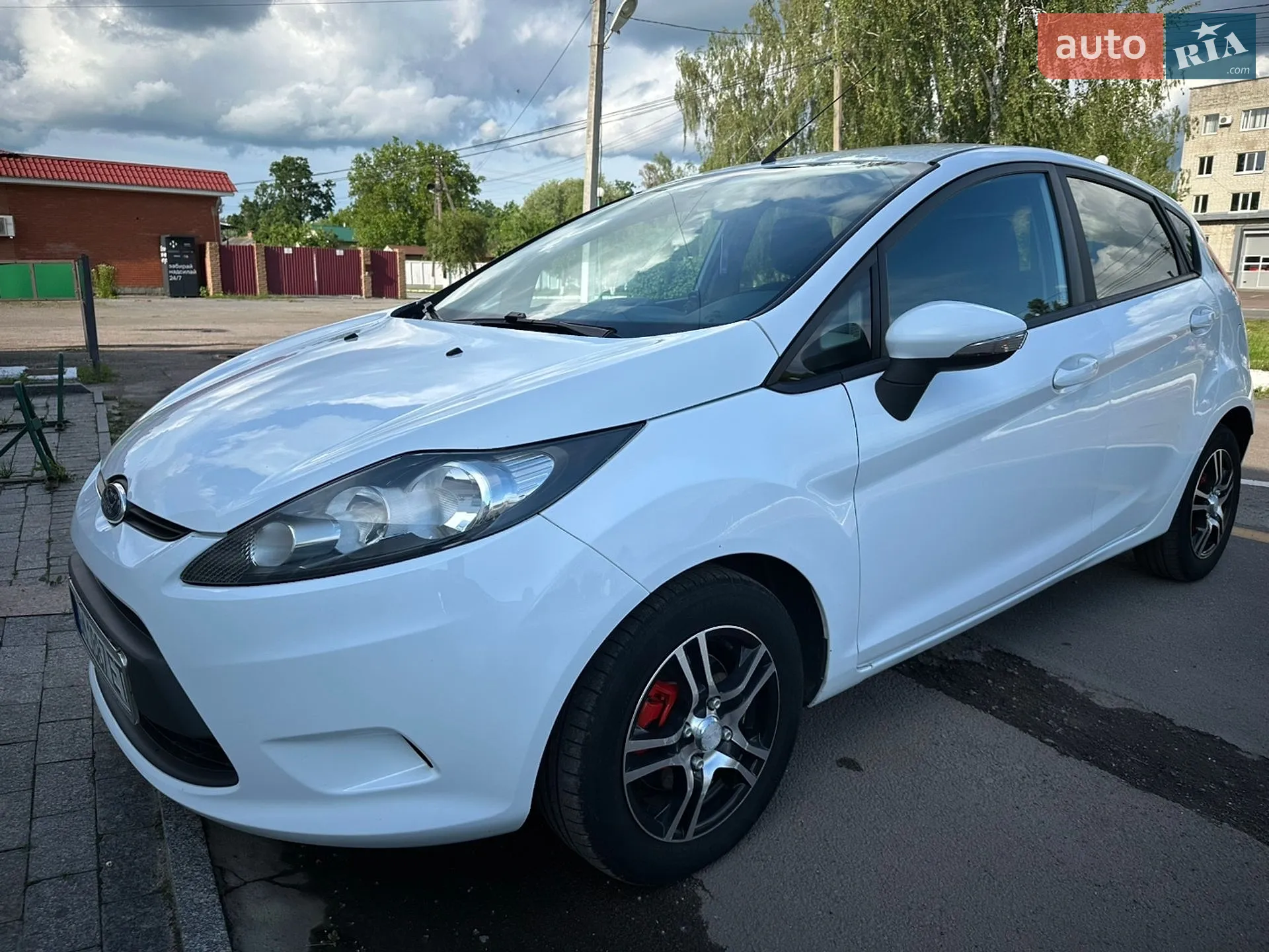 2010 Ford Fiesta - мініатюра 8