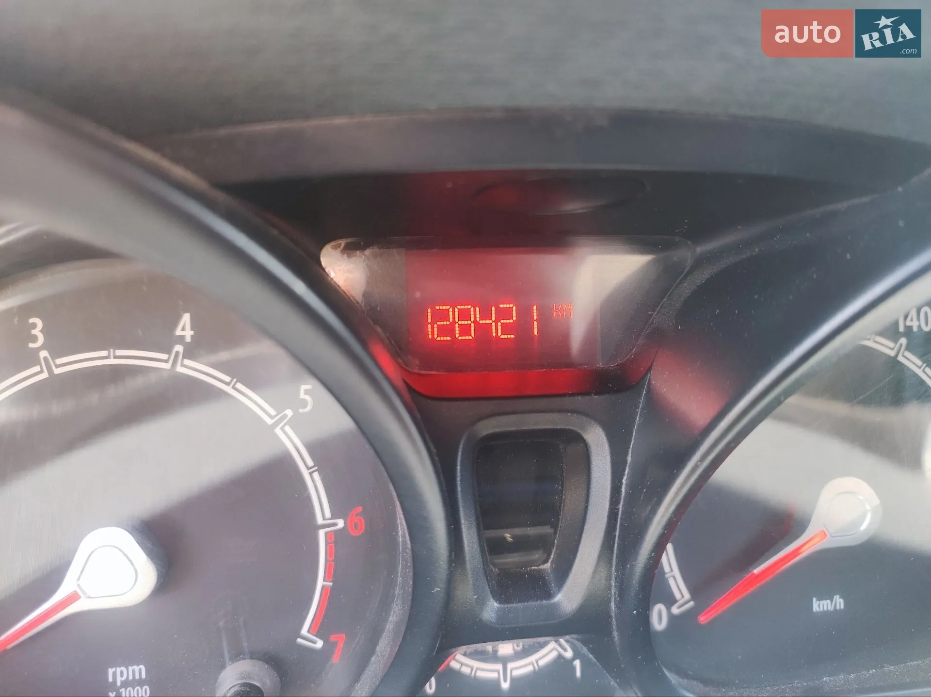 2010 Ford Fiesta - мініатюра 14