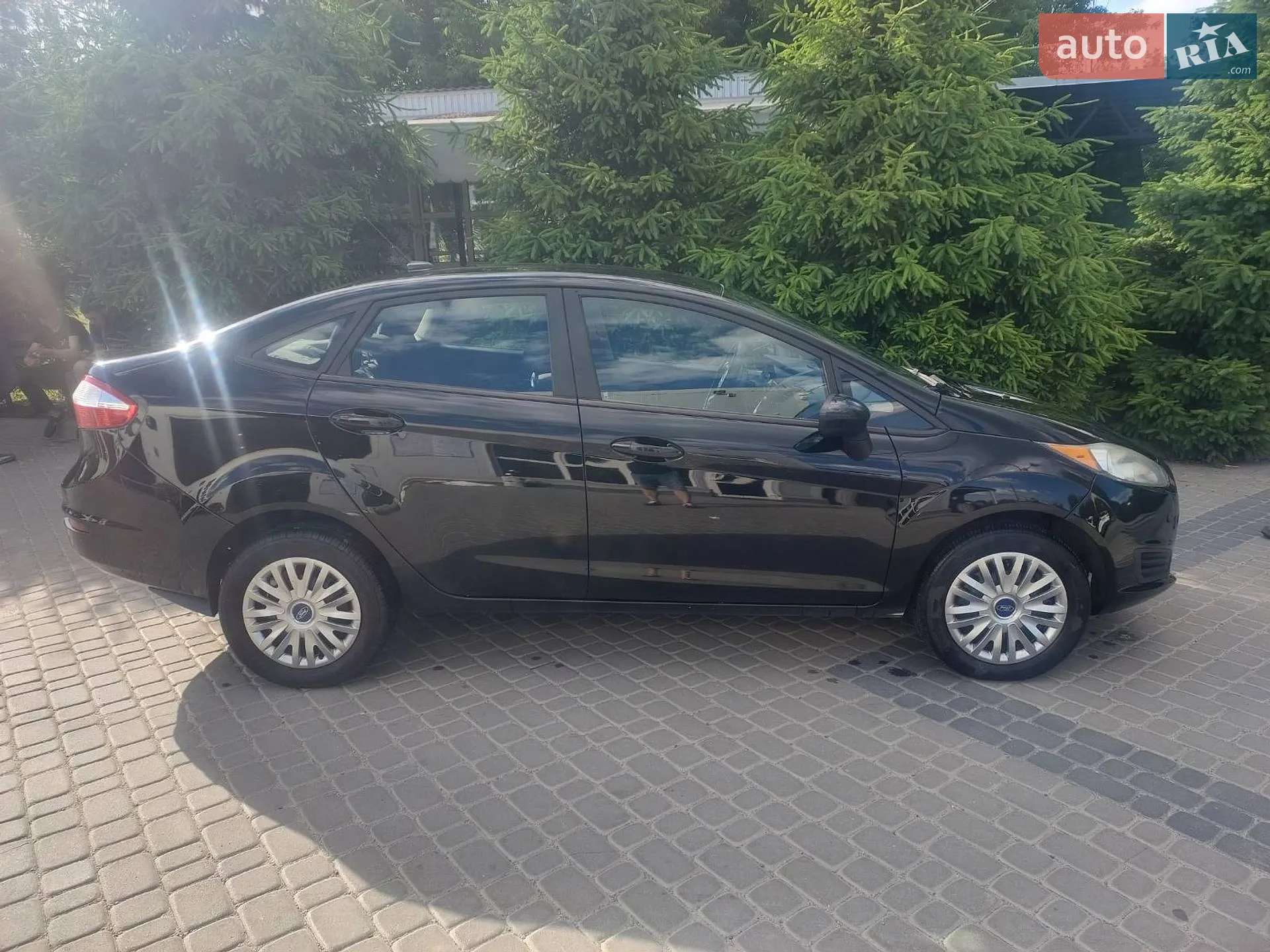2017 Ford Fiesta - мініатюра 3