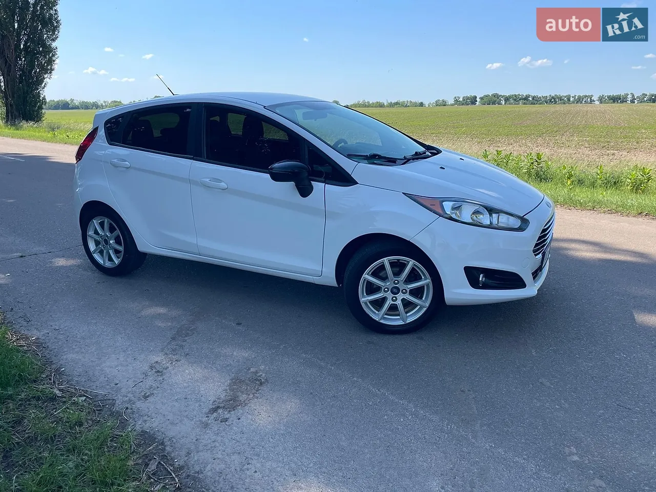 2019 Ford Fiesta - мініатюра 18
