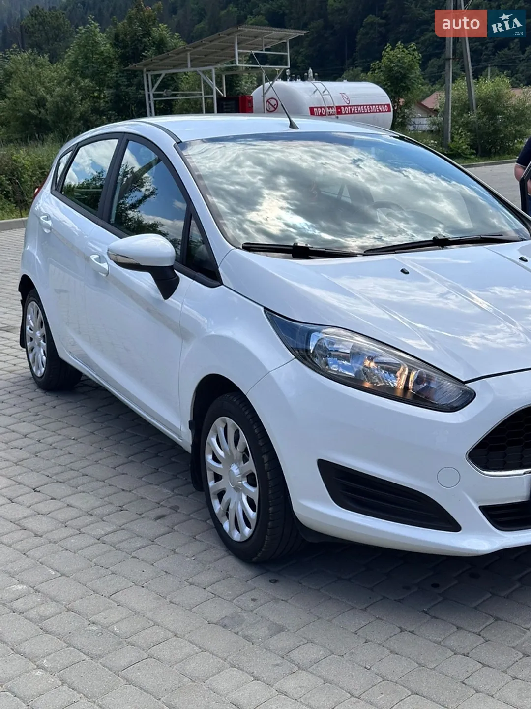 2016 Ford Fiesta - мініатюра 2