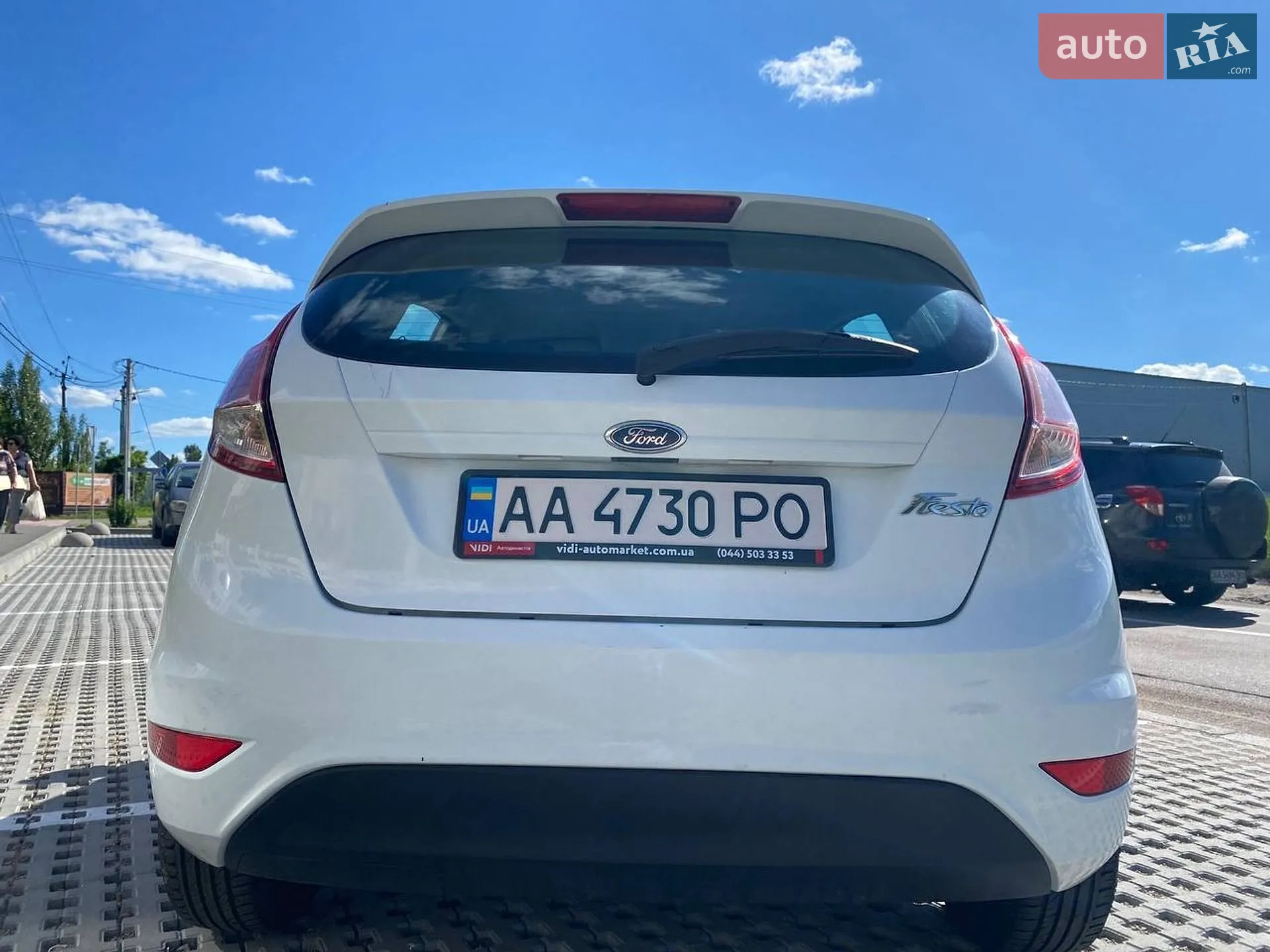 2013 Ford Fiesta - мініатюра 8