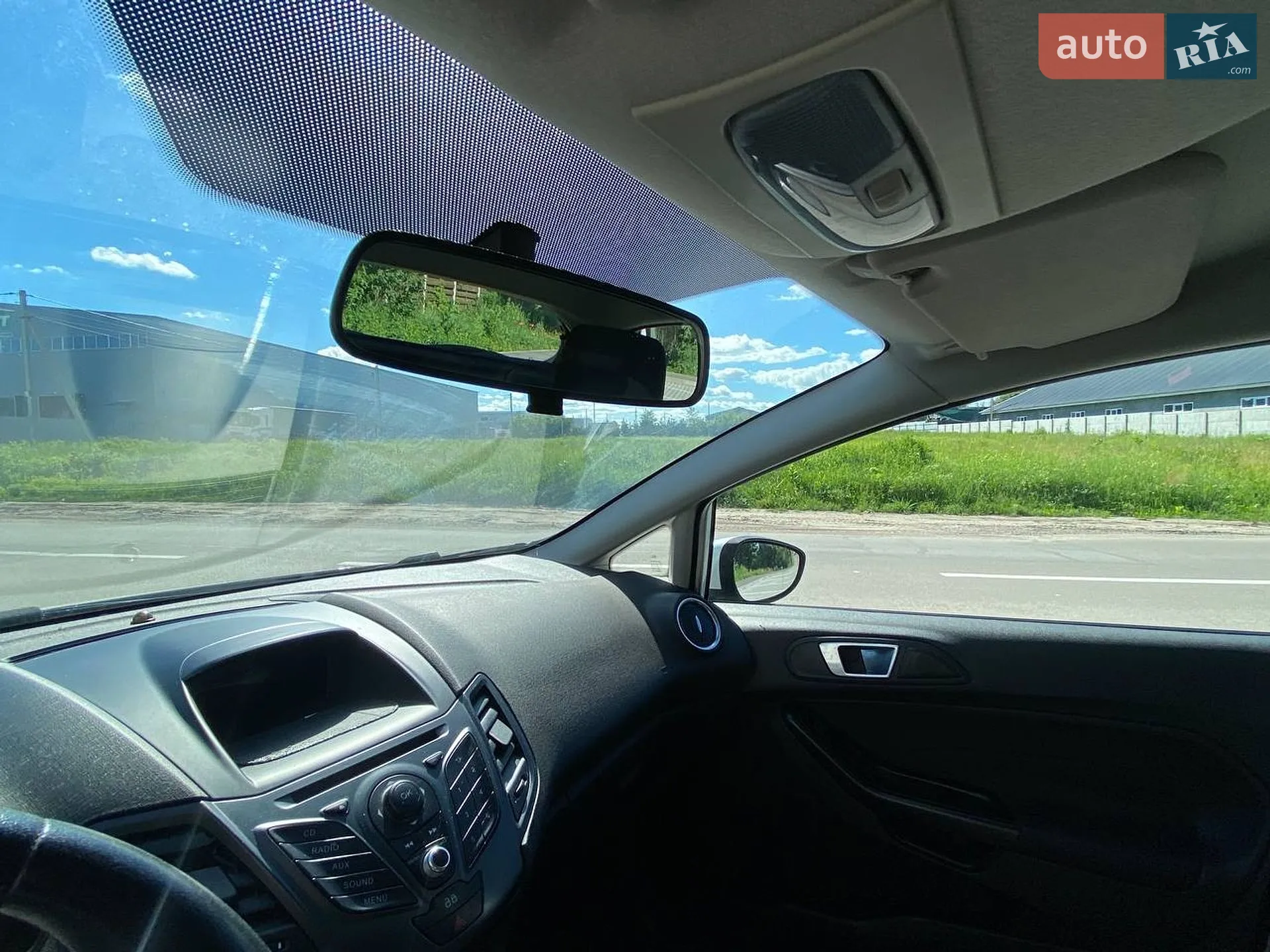 2013 Ford Fiesta - мініатюра 21