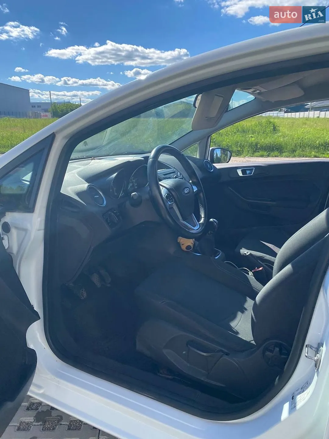 2013 Ford Fiesta - мініатюра 39