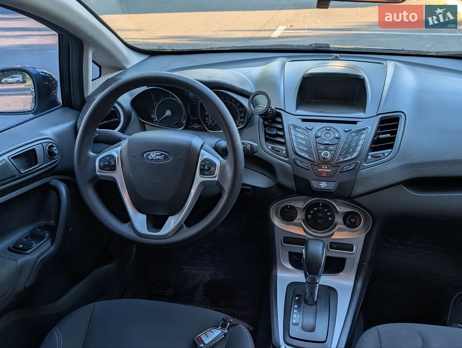 2018 Ford Fiesta - мініатюра 17
