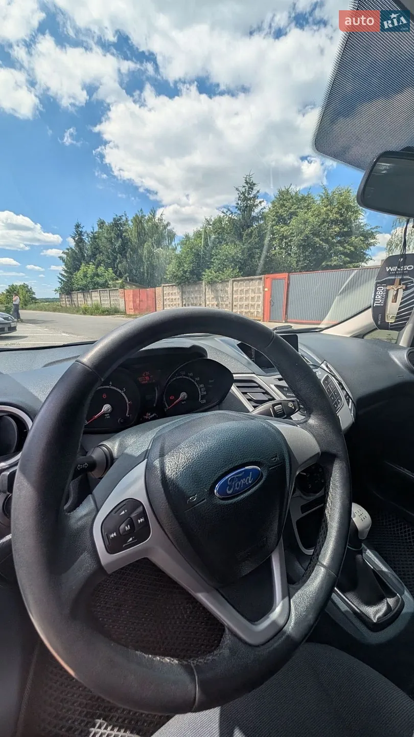 2012 Ford Fiesta - мініатюра 12