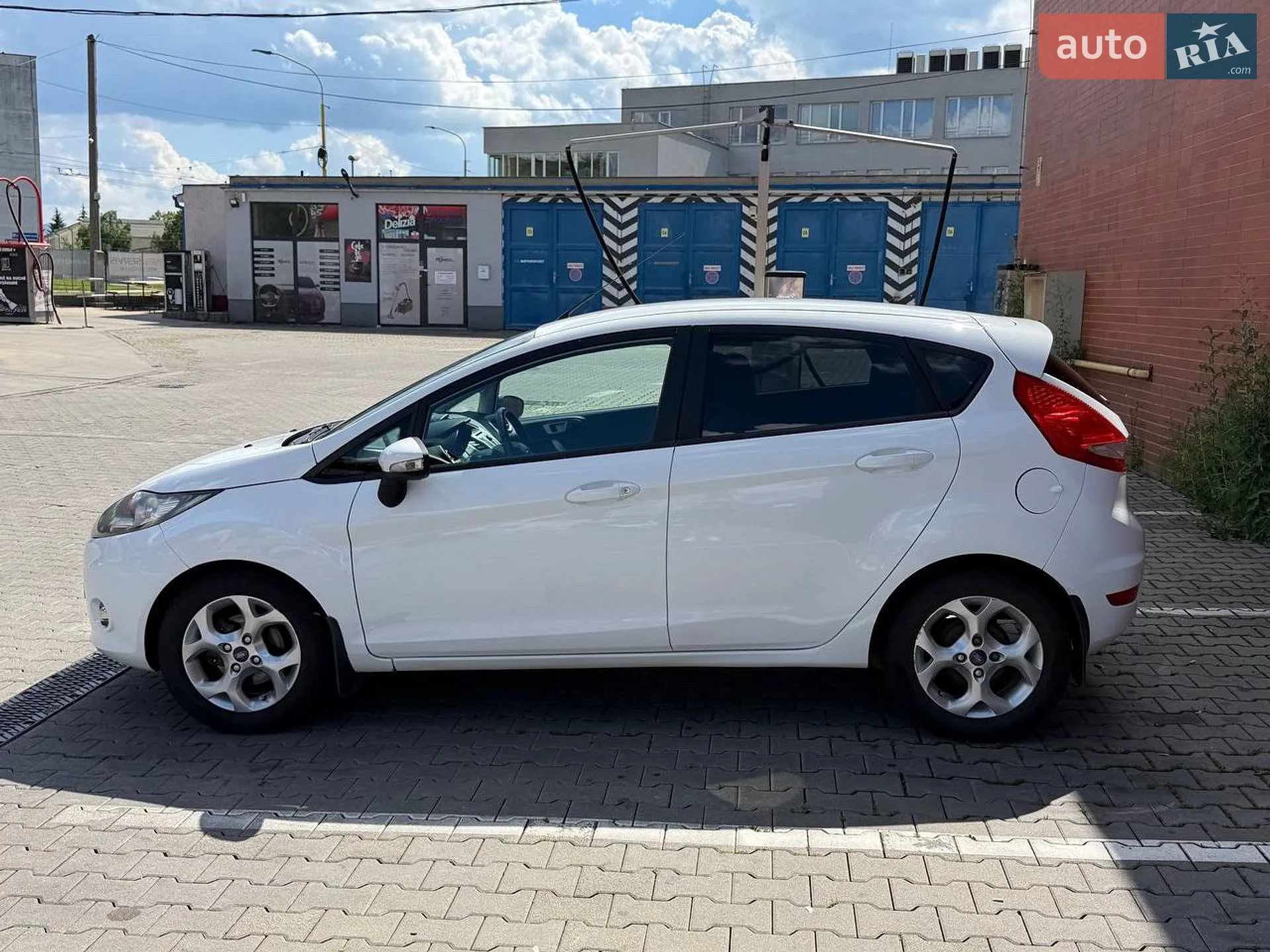 2012 Ford Fiesta - мініатюра 5
