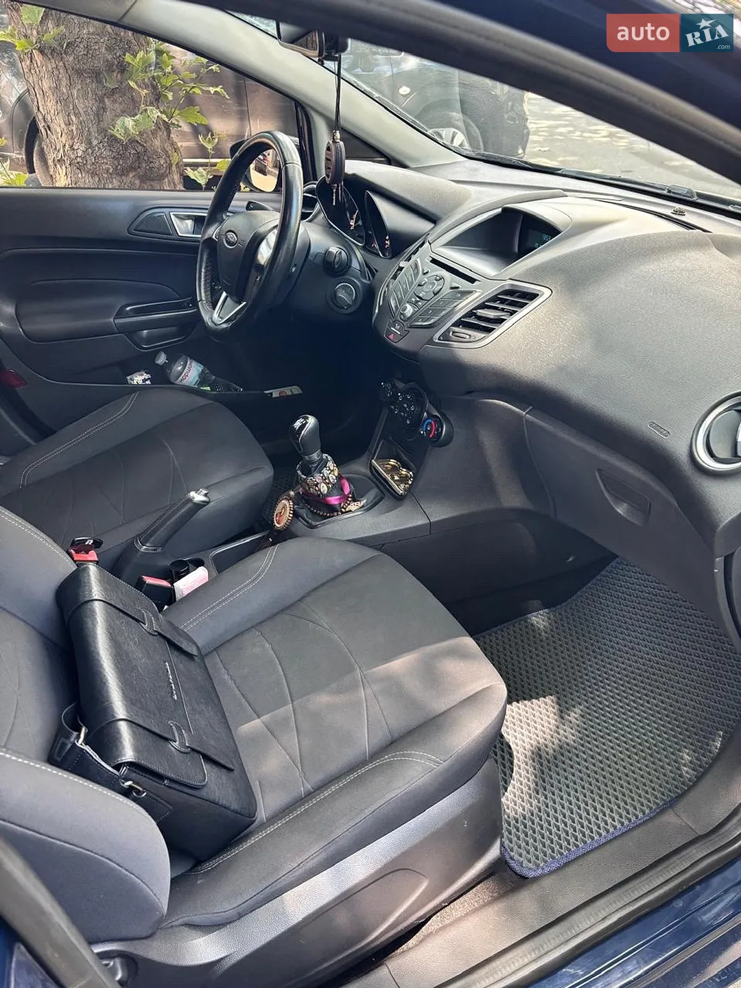 2016 Ford Fiesta - мініатюра 9