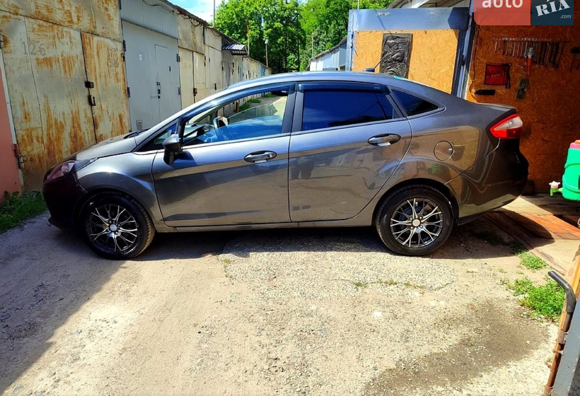 2018 Ford Fiesta - фото 1