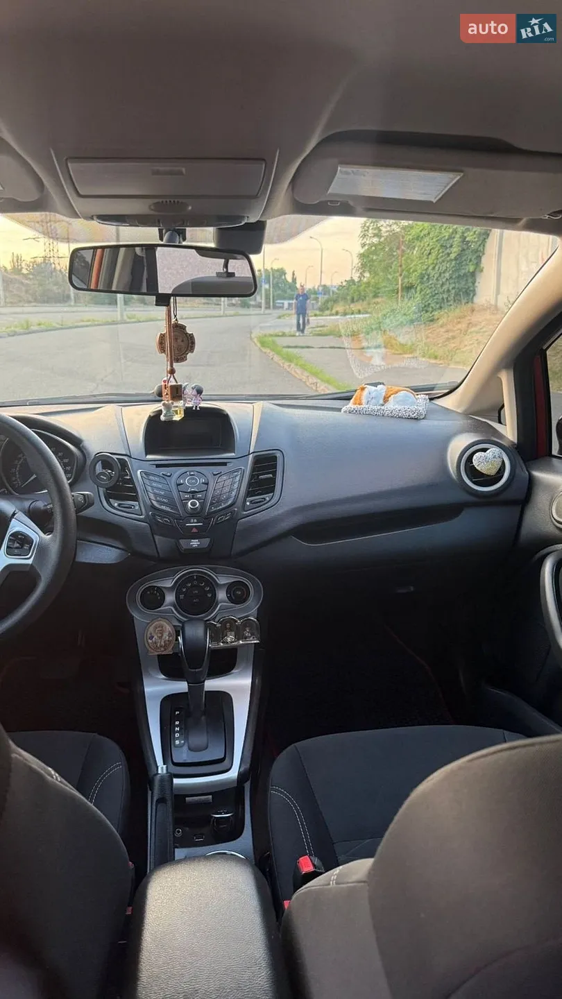 2018 Ford Fiesta - мініатюра 23