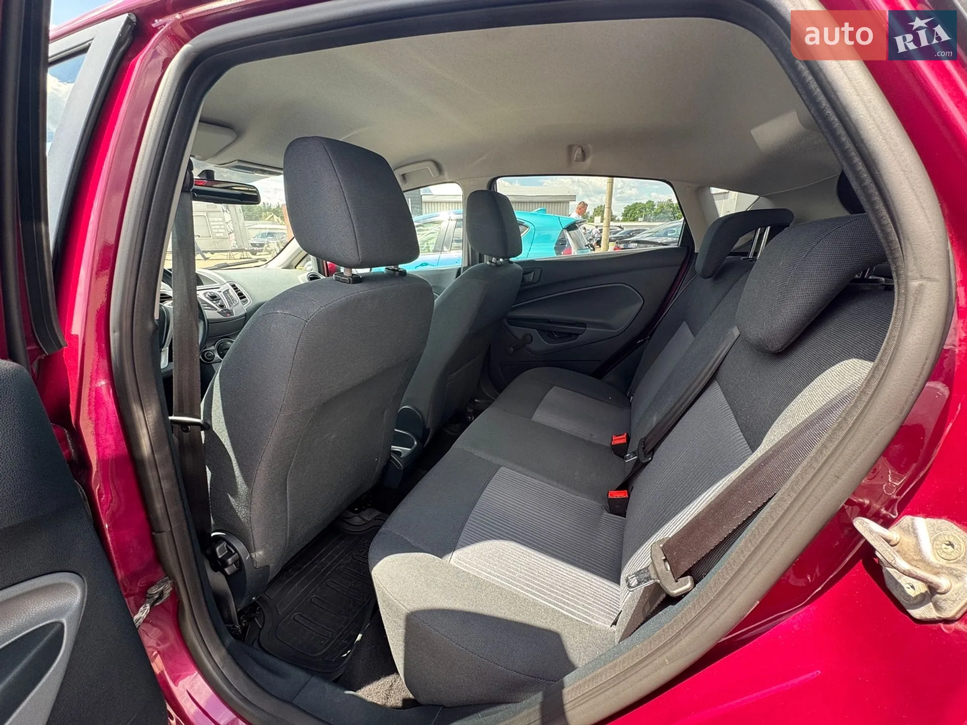 2011 Ford Fiesta - мініатюра 10