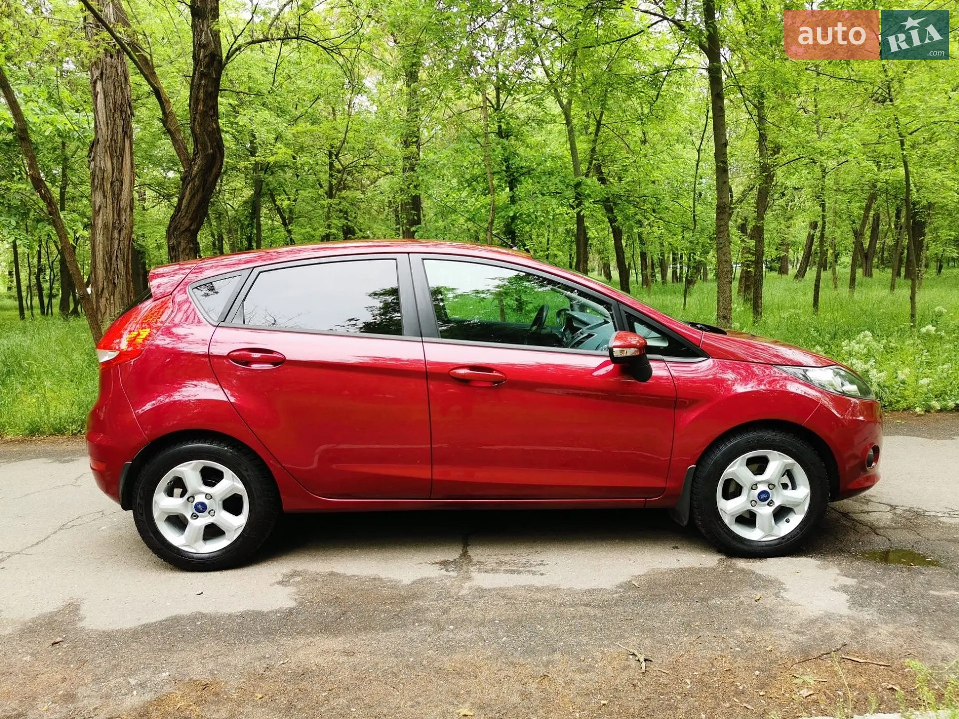 2011 Ford Fiesta - мініатюра 19