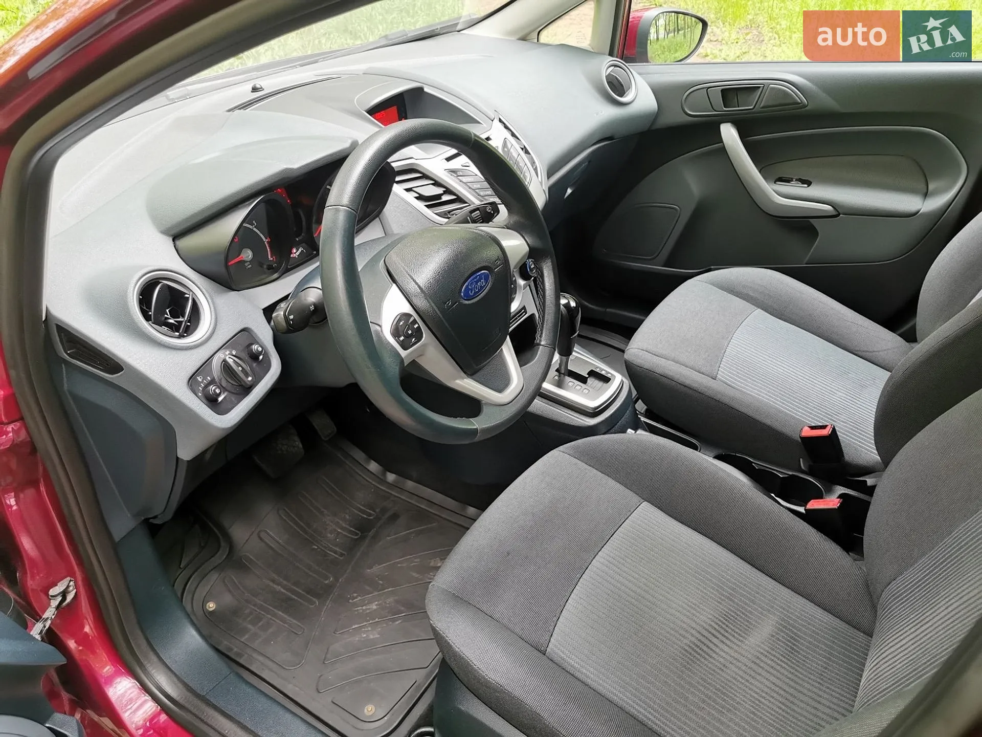 2011 Ford Fiesta - мініатюра 24