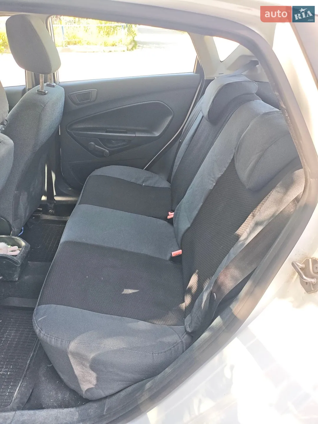 2012 Ford Fiesta - мініатюра 10