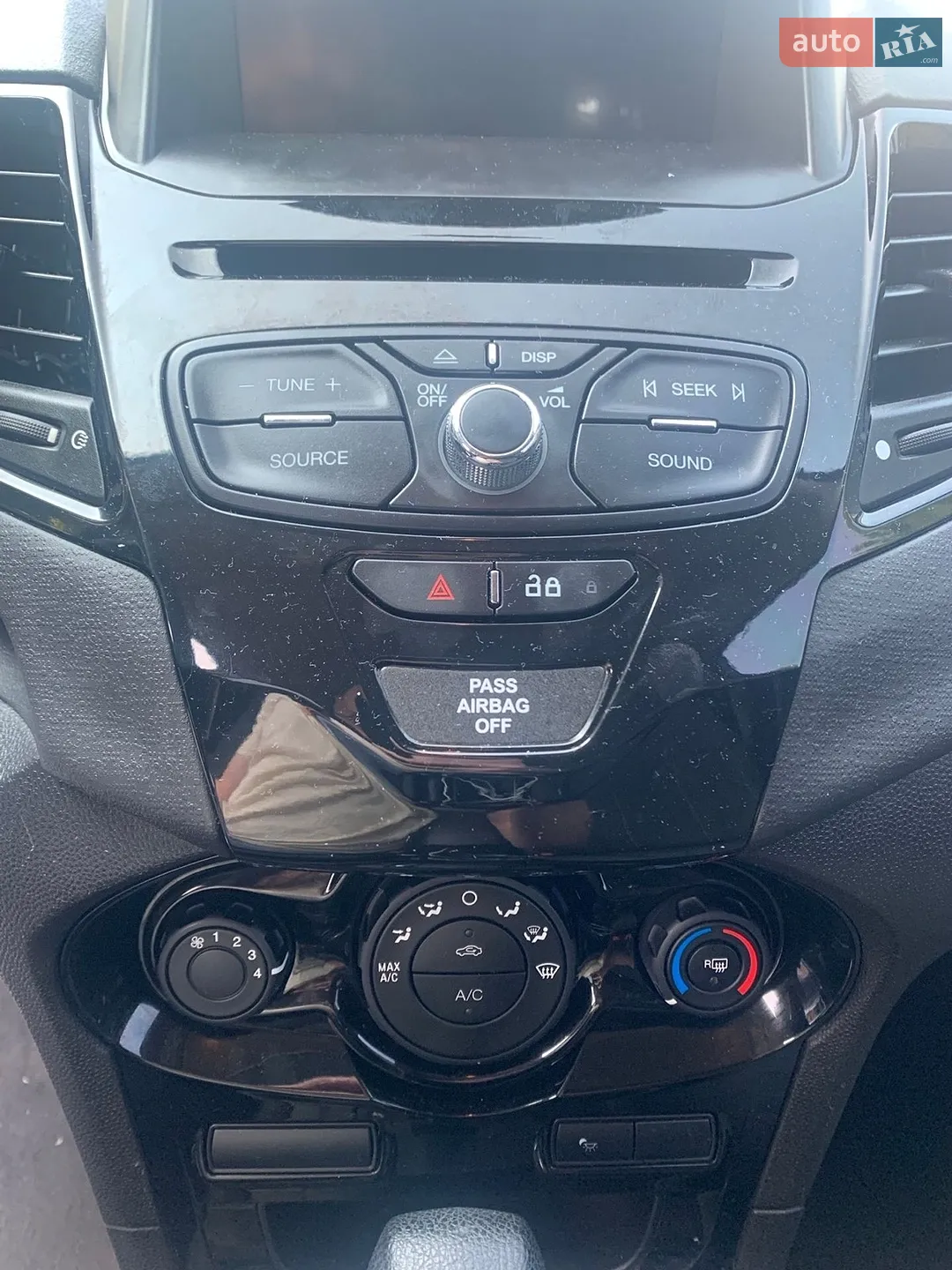 2019 Ford Fiesta - мініатюра 32