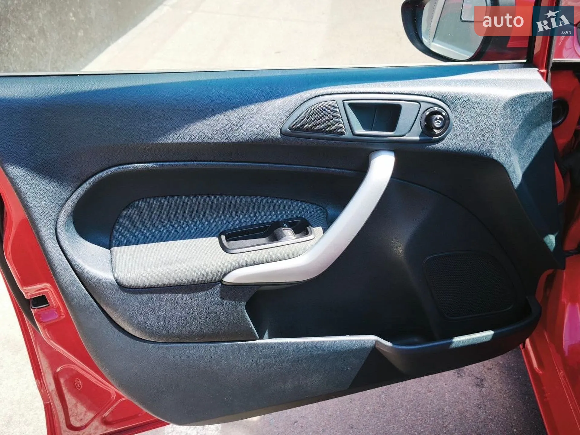 2012 Ford Fiesta - мініатюра 11