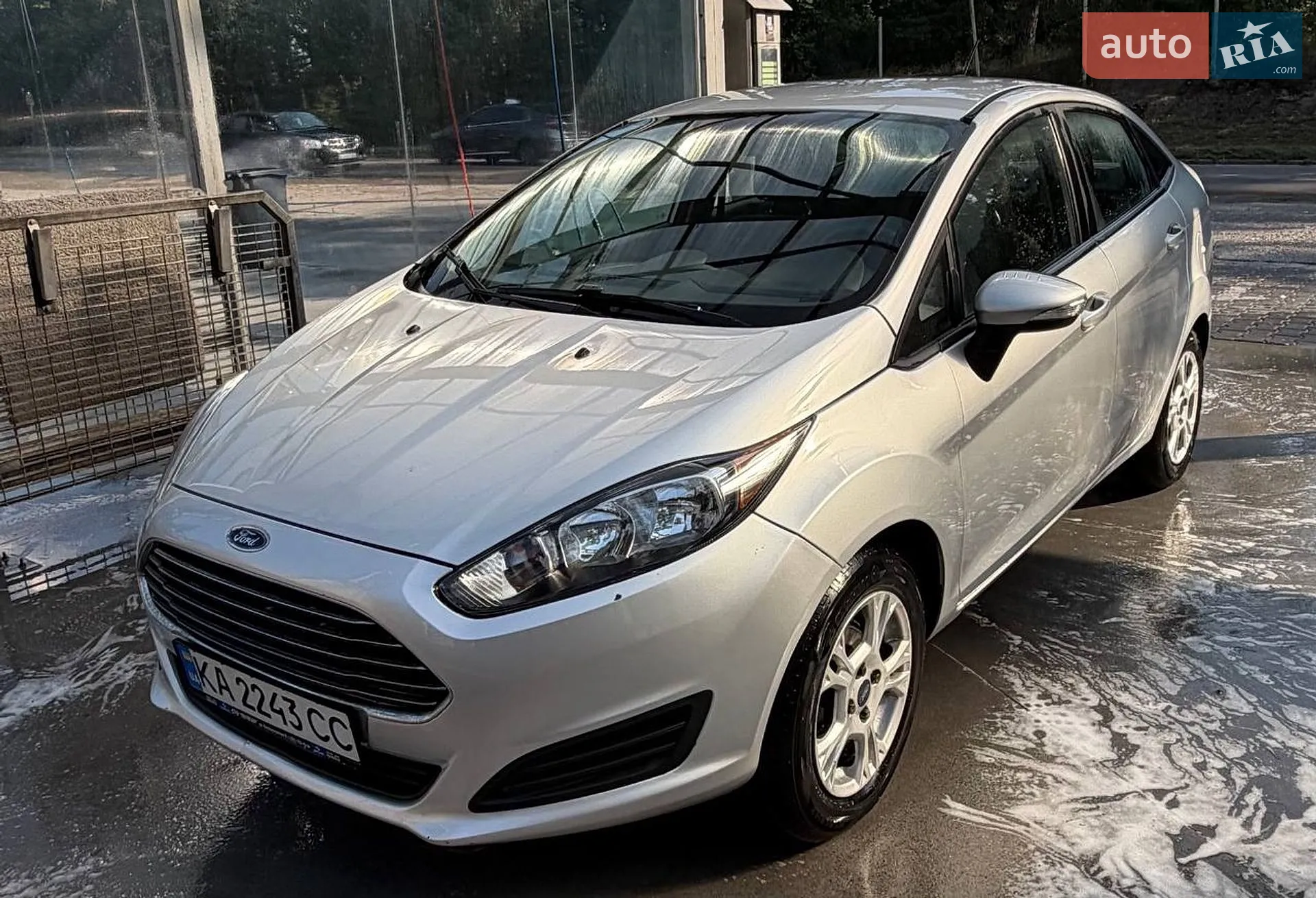 2016 Ford Fiesta - фото 1