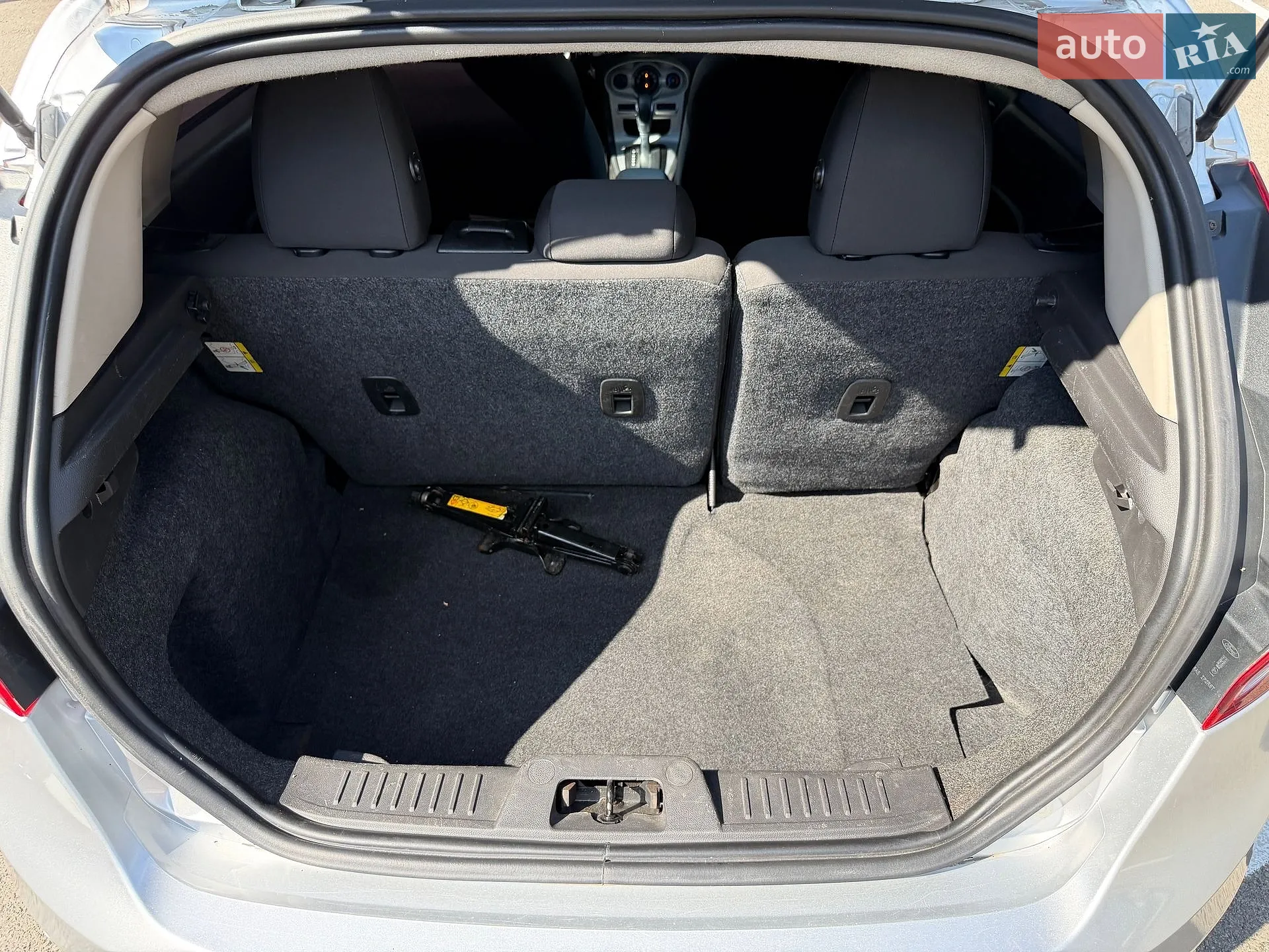 2015 Ford Fiesta - мініатюра 28