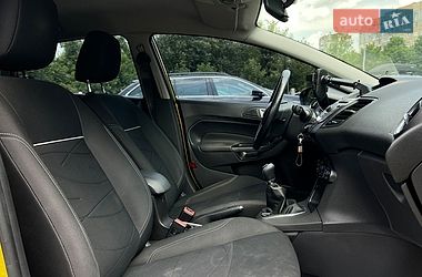 Хетчбек Ford Fiesta 2013 в Львові