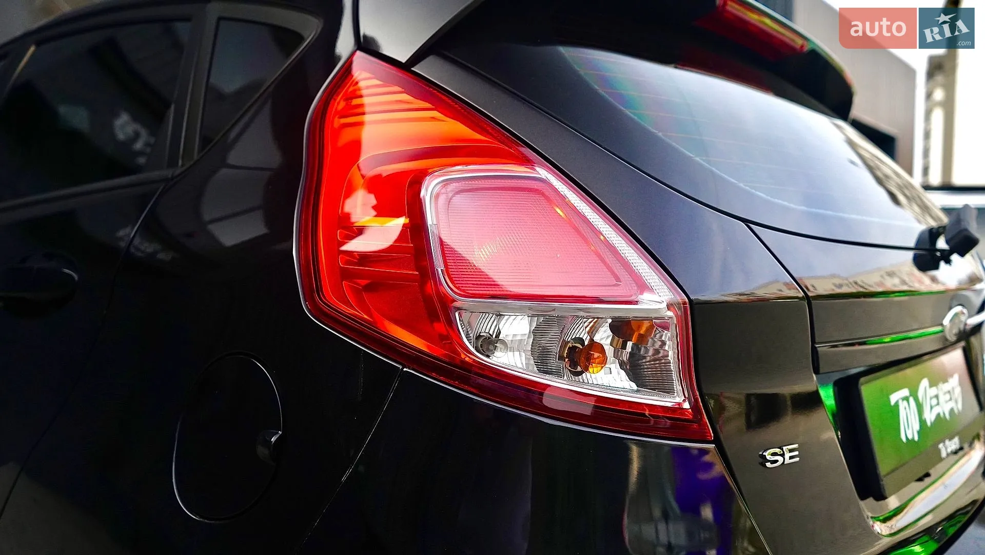 2013 Ford Fiesta - мініатюра 17