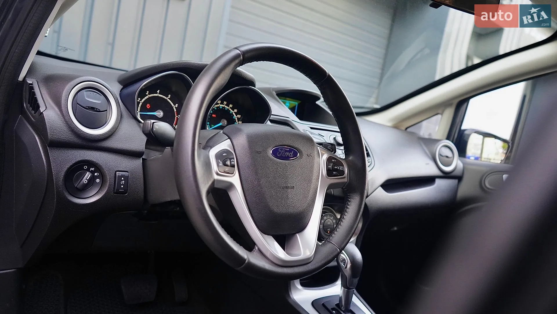 2013 Ford Fiesta - мініатюра 26