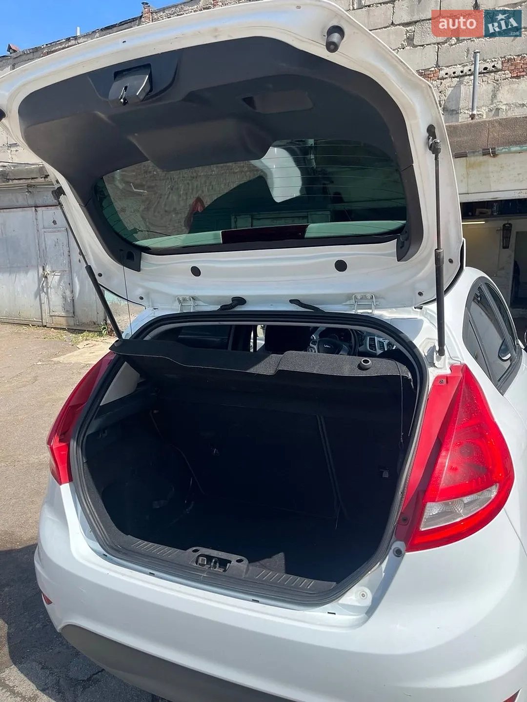 2012 Ford Fiesta - мініатюра 5