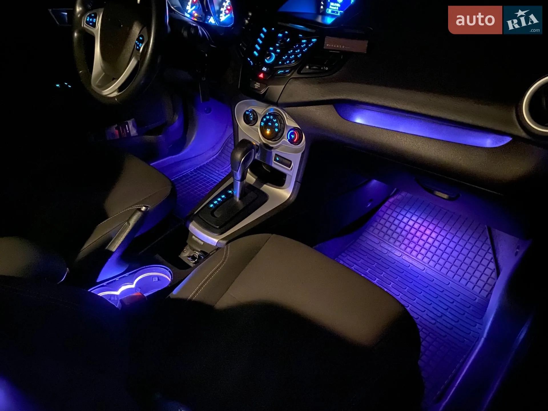 2013 Ford Fiesta - мініатюра 24